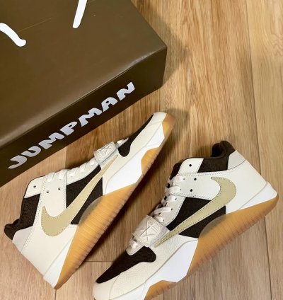 Travis Scott X Jordan Jumpman Jack sail