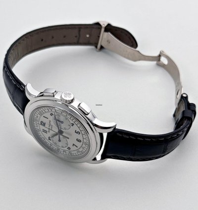 Patek Philippe Complications 5070g-001 Annual Calendar Chronograph White Gold Silver Dial 2007