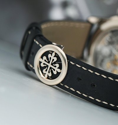 Patek Philippe Complications 5172g-001