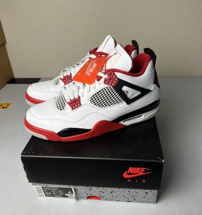 Jordan 4 Fire Red