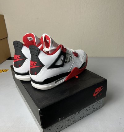 Jordan 4 Fire Red