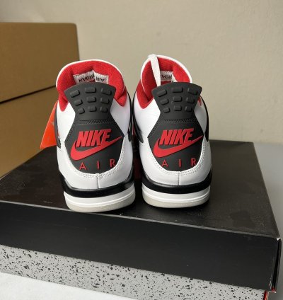 Jordan 4 Fire Red