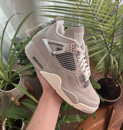 Jordan 4 Frozen Moments Ds