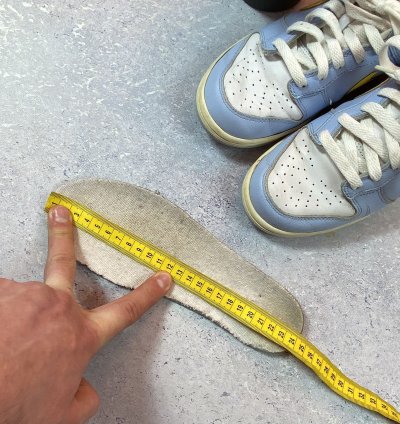 Vintage Nike Dunk Low Ice Blue Maize White 2000