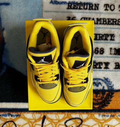 Jordan 4 Lighting