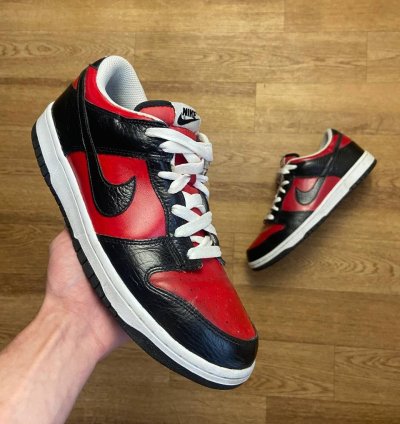 Vintage Nike Dunk Low Spiderman Colorway 2011