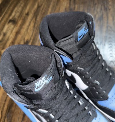 Nike Air Jordan 1 Retro Og High Unc Toe Size 10 5 Dz5485-400