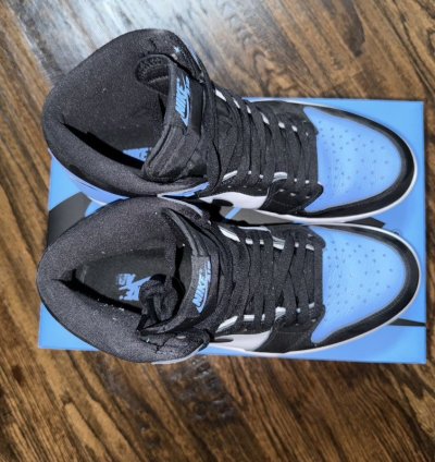 Nike Air Jordan 1 Retro Og High Unc Toe Size 10 5 Dz5485-400