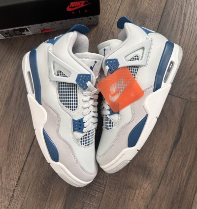 Nike Air Jordan 4 Military Blue