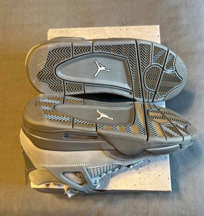 Nike Air Jordan 4 Retro Wet Cement
