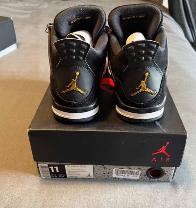 Nike Air Jordan 4 Royalty