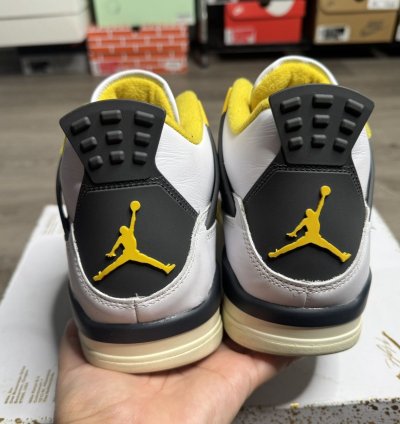 Nike Air Jordan 4 Vivid Sulfur 2024