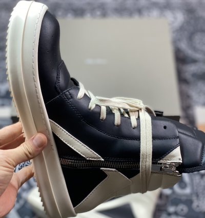 Rick Owens Rick Owens 23 Leather High Sneakersblackmilk Dark High