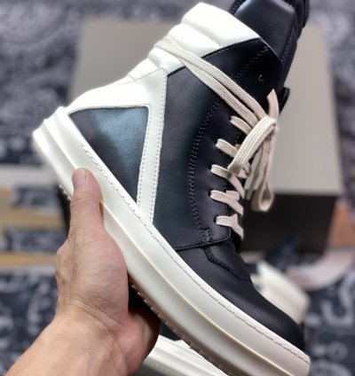Rick Owens Rick Owens 23 Leather High Sneakersblackmilk Dark High