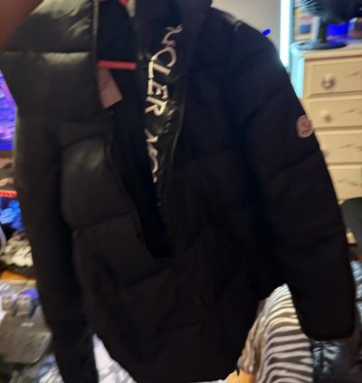 Moncler Puffer Jacket Black Zipper Logo