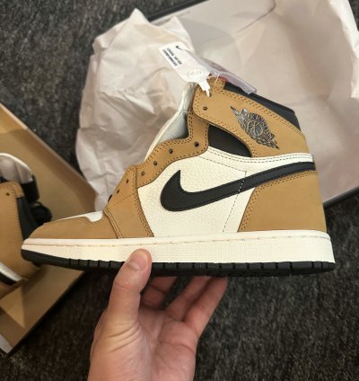 Jordan 1 Retro High Rookie Of The Year 555088-700