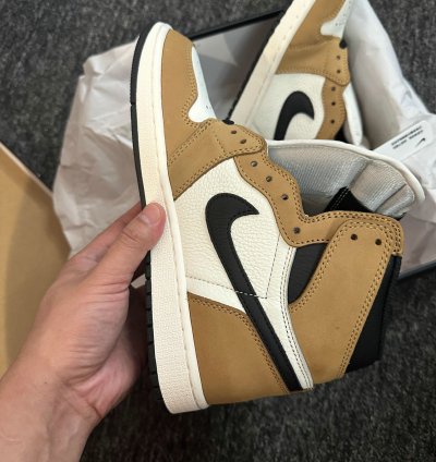 Jordan 1 Retro High Rookie Of The Year 555088-700