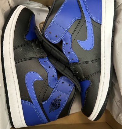 Jordan 1 Mid Hyper Royal Tumbled Leather 554724-077