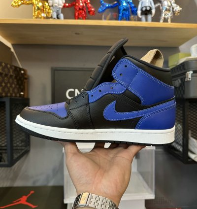 Jordan 1 Mid Hyper Royal Tumbled Leather 554724-077