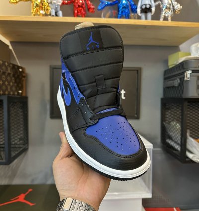 Jordan 1 Mid Hyper Royal Tumbled Leather 554724-077