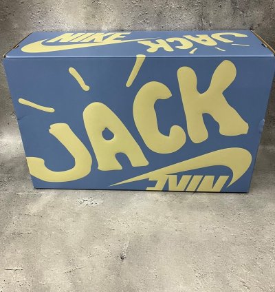 Travis Scott × Nike Zoom Field Jaxx White And Light Chocolate