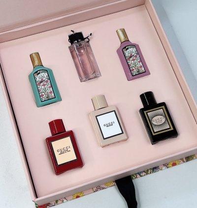 Gucci 6-piece Womens Perfume Set With Long-lasting Fragrance 5ml X 6 Pcs Perfume