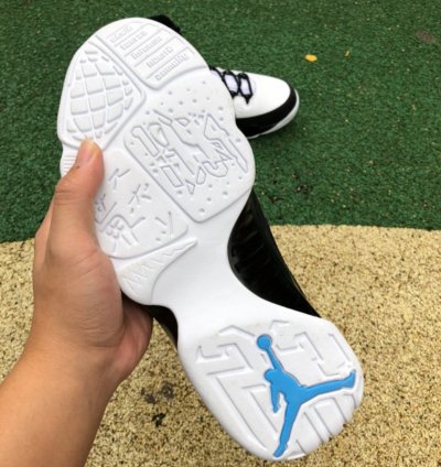 Nike Air Jordan 9 Retro University Blue White