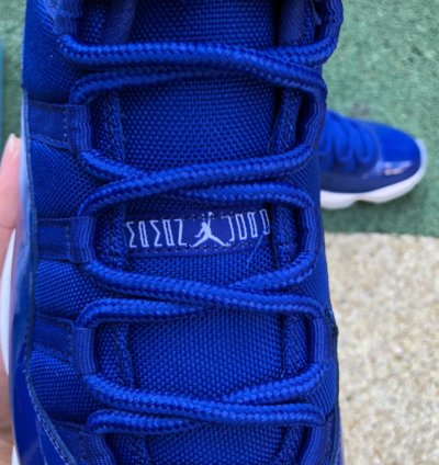 Nike Air Jordan 11 Retro Midnight Blue