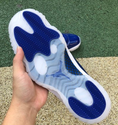Nike Air Jordan 11 Retro Midnight Blue