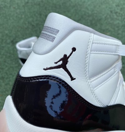 Nike Air Jordan 11 Retro Neapolitan