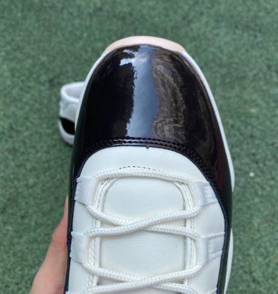 Nike Air Jordan 11 Retro Neapolitan