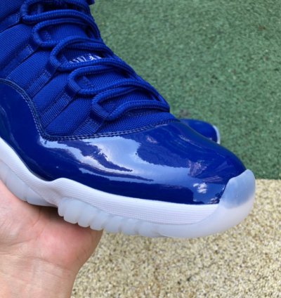 Nike Air Jordan 11 Retro Midnight Blue