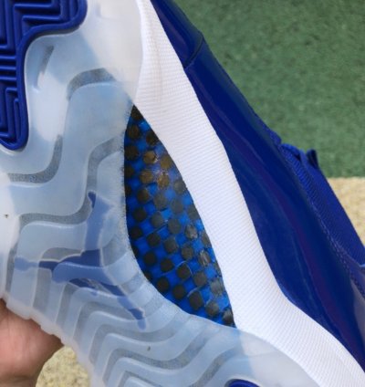 Nike Air Jordan 11 Retro Midnight Blue