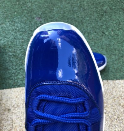 Nike Air Jordan 11 Retro Midnight Blue