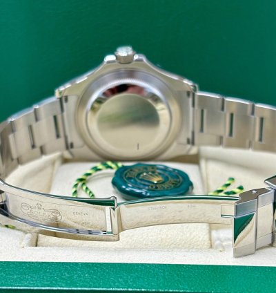 Rolex Yacht-master 40 40mm Blue Dial Platinum Bezel 116622 Box