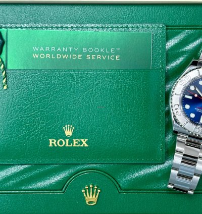 Rolex Yacht-master 40 40mm Blue Dial Platinum Bezel 116622 Box