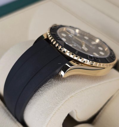 Rolex Yacht-master 42 Yellow Gold 226658 Mint Condition