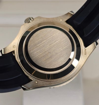 Rolex Yacht-master 42 Yellow Gold 226658 Mint Condition