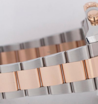 Rolex Yacht-master Ii 44mm 18k Rose Gold Stainless Steel Regatta Watch 116681