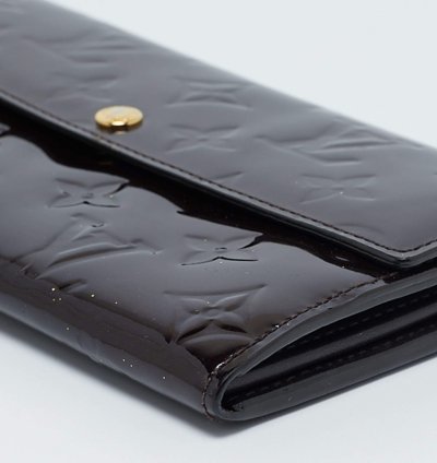 Louis Vuitton Amarante Monogram Vernis Sarah Wallet