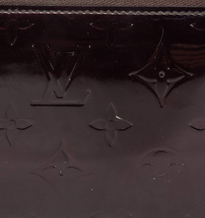 Louis Vuitton Amarante Monogram Vernis Zippy Wallet