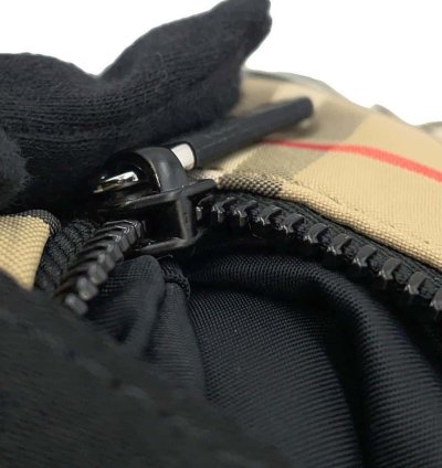 Burberry Body Bag Check Nylon 8014715 Burberry Belt Waist