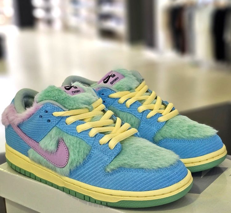 Sb Dunk Low X Verdy visty