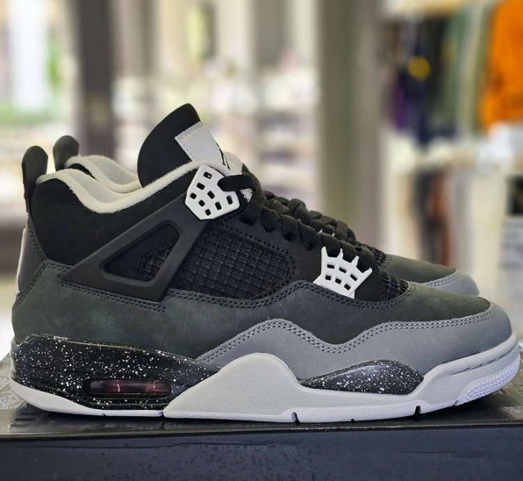 New Jordan 4 Retro 2024 Fear