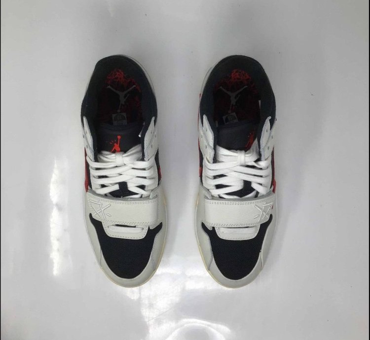 Jumpman Jack Travis Scott University Red