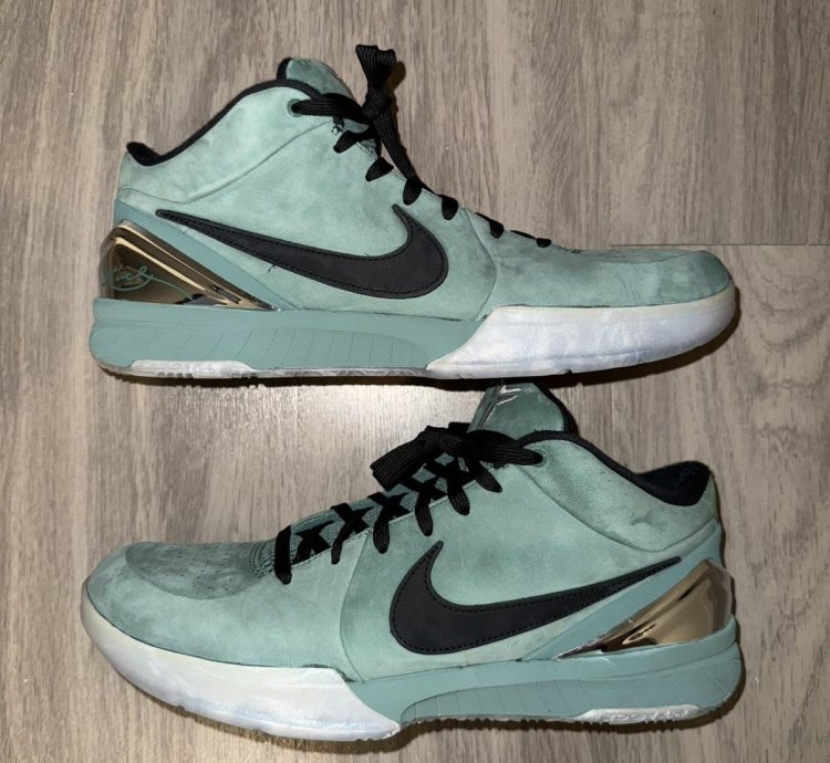 Kobe 4 Girl Dad