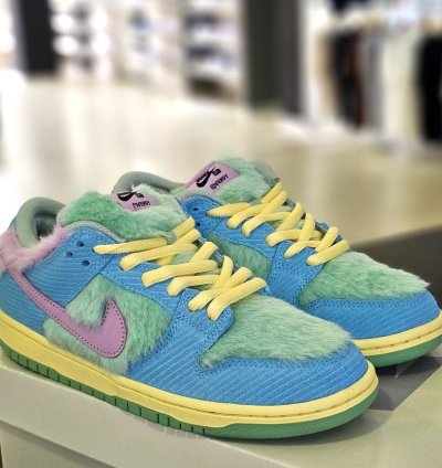 Sb Dunk Low X Verdy visty