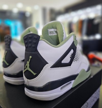 Air Jordan 4 Oil Green Seafoam
