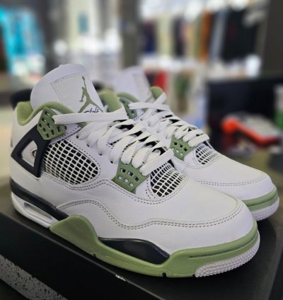 Air Jordan 4 Oil Green Seafoam