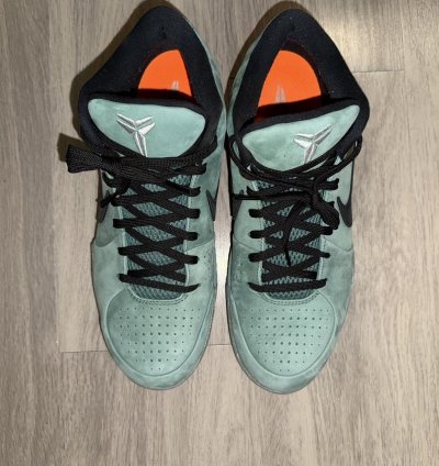 Kobe 4 Girl Dad
